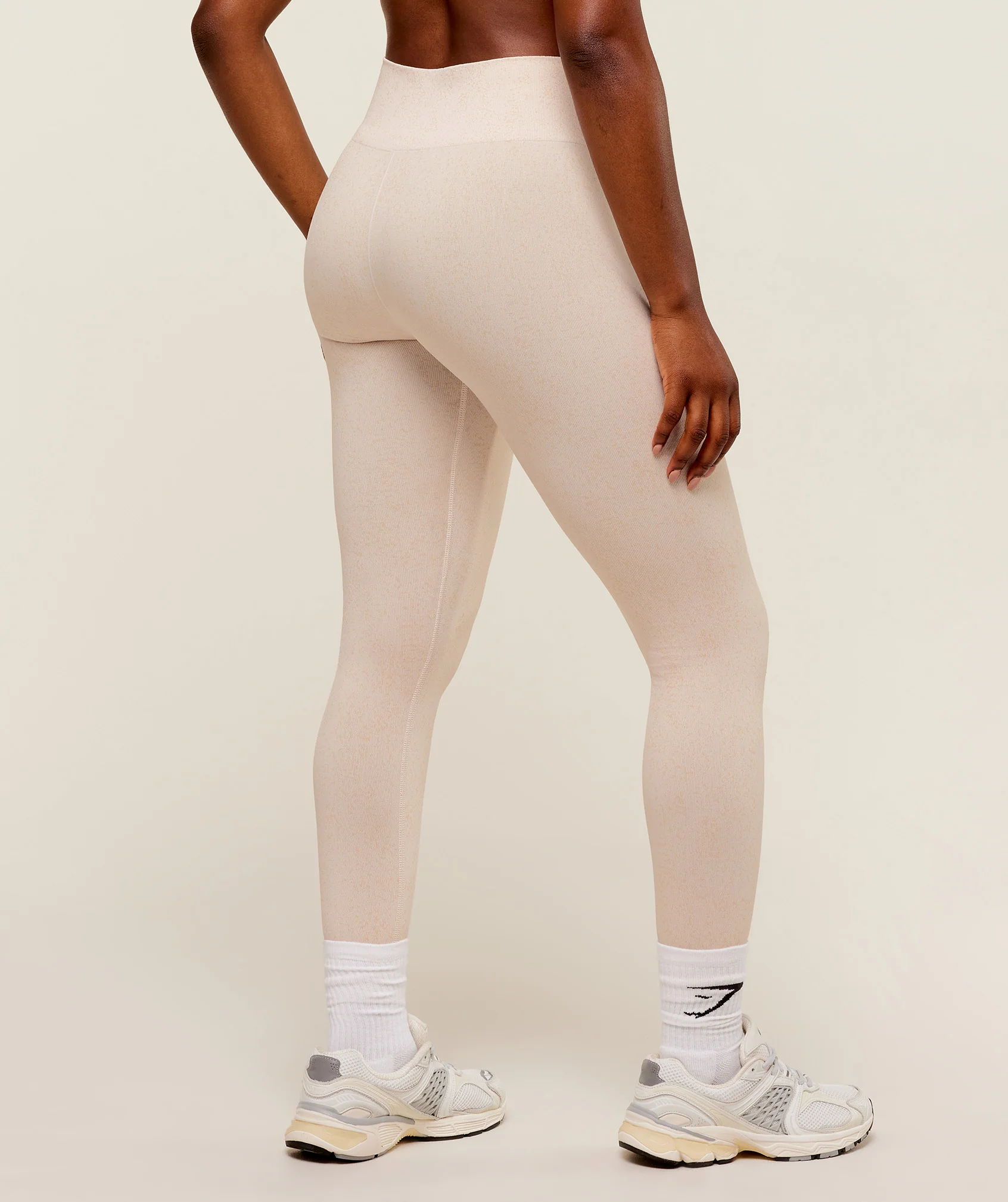 Adapt Fleck x Whitney Seamless Leggings – Mineral | Coconut White