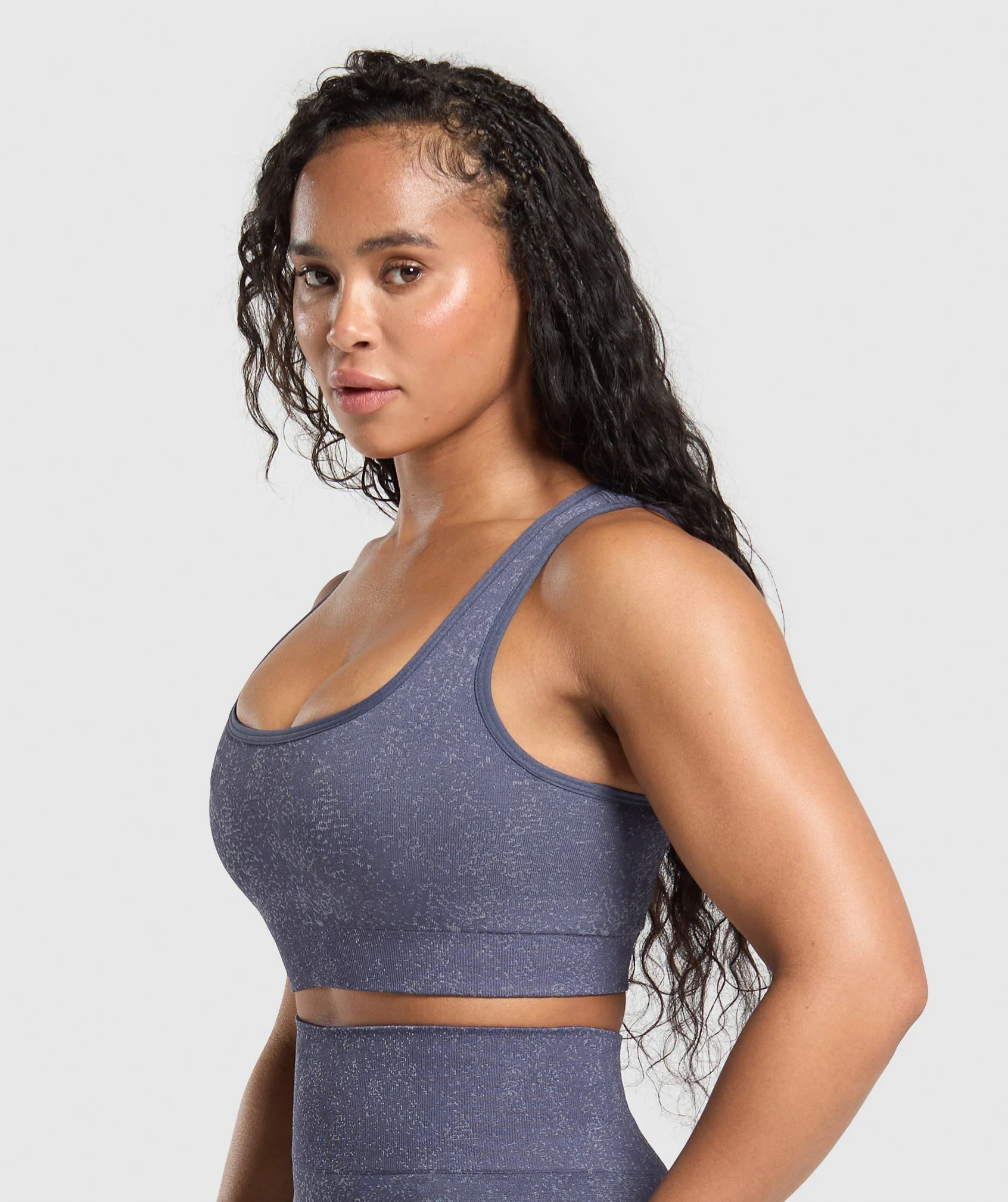 Adapt Fleck Sports Bra – Weighted Purple/Metal Purple - Imagen 2