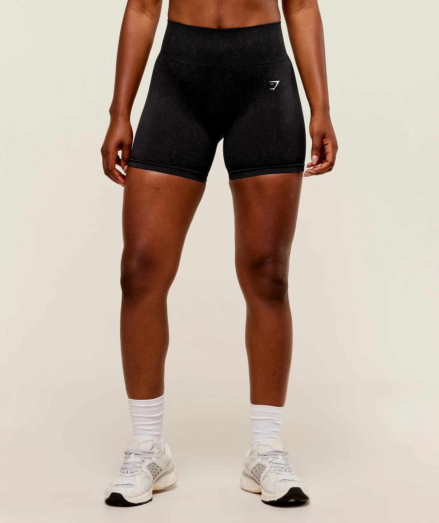 Adapt Fleck Seamless Shorts – Black/Smokey Grey