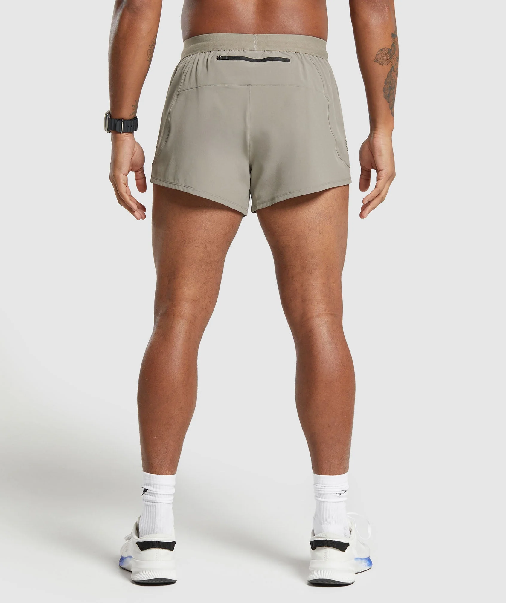 Apex Run 5″ Shorts – Linen Brown