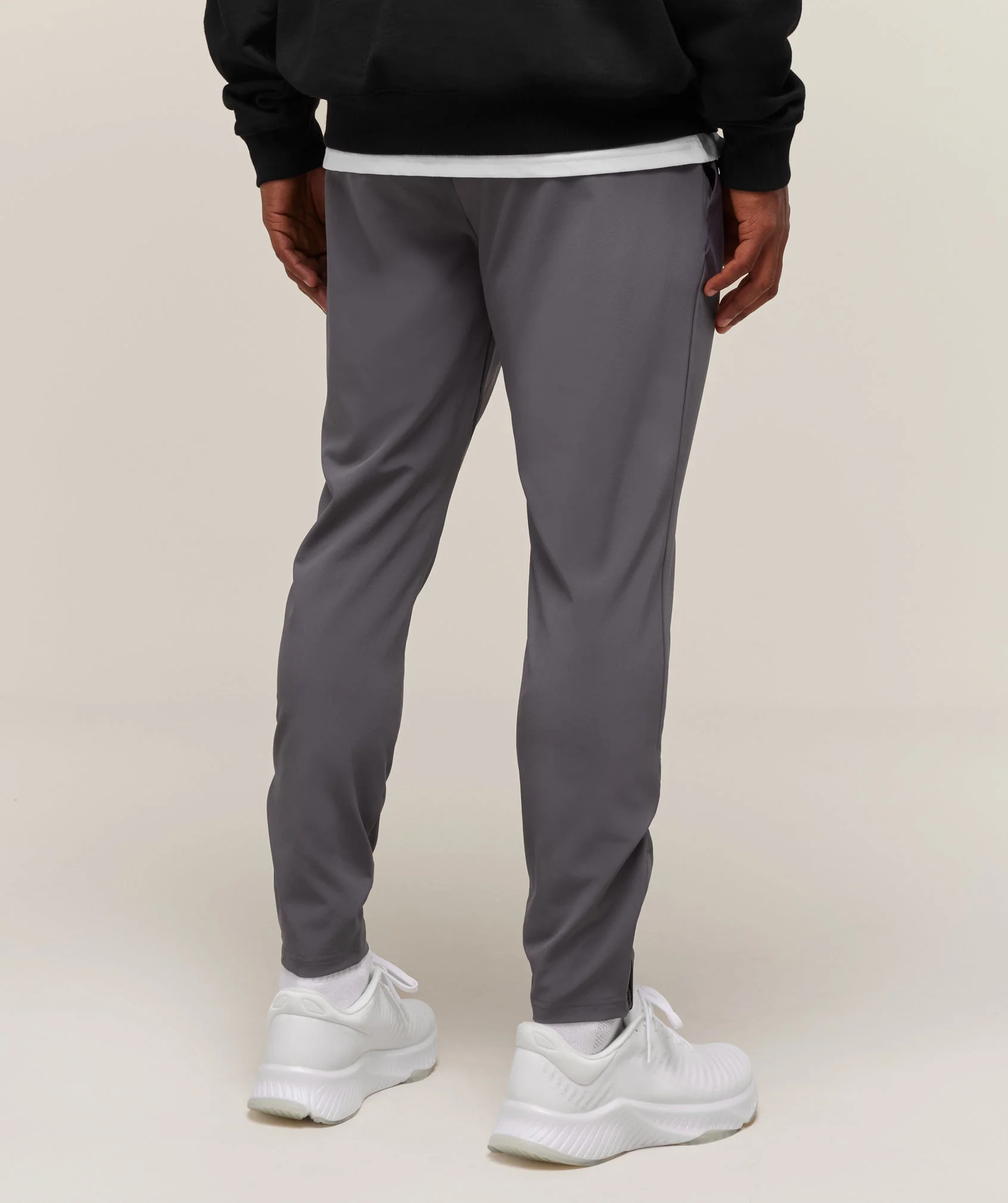 Arrival Woven Joggers – Silhouette Grey