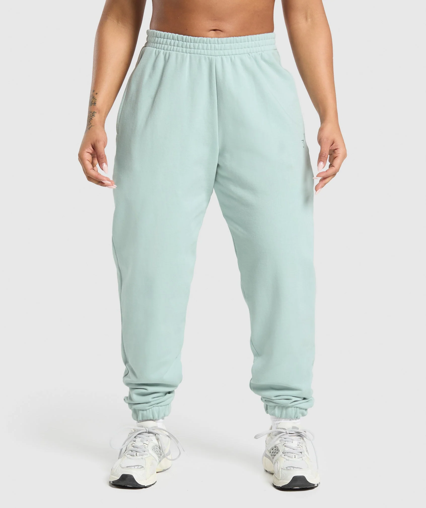 Back Gains Graphic Joggers – Morning Blue