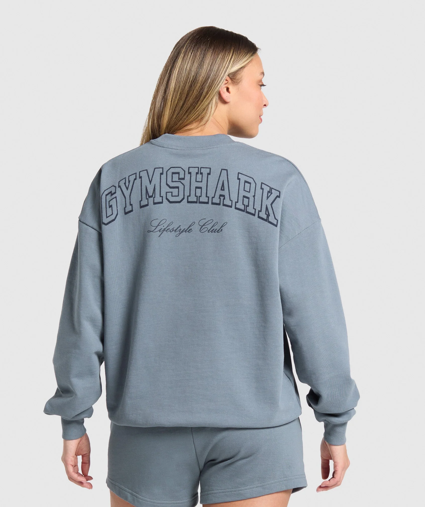 Campus Classics Graphic Sweatshirt – Iron Blue