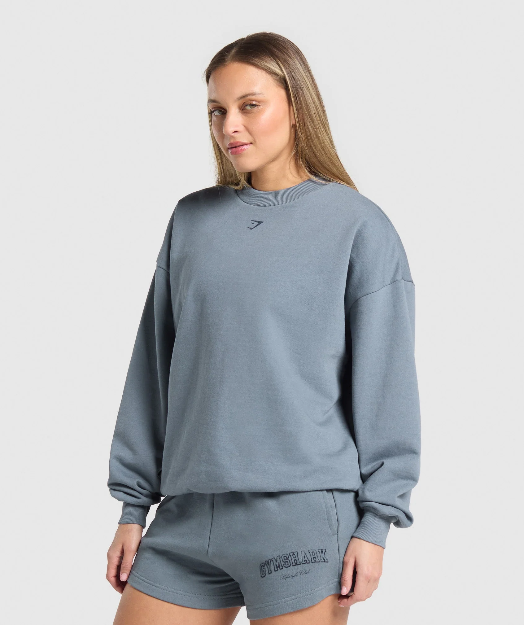 Campus Classics Graphic Sweatshirt – Iron Blue - Imagen 2