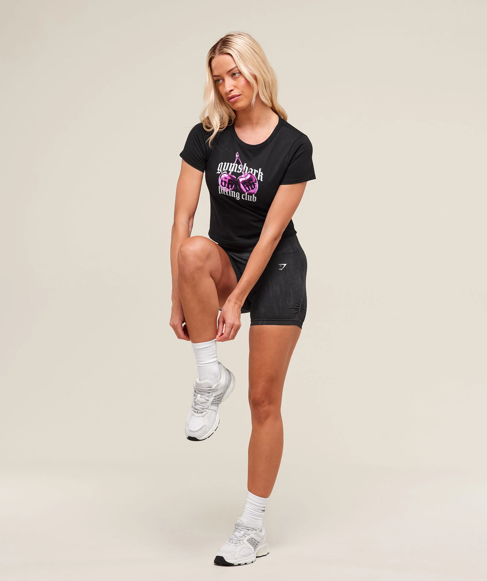 Cherry Graphic Baby Tee – Black - Imagen 2