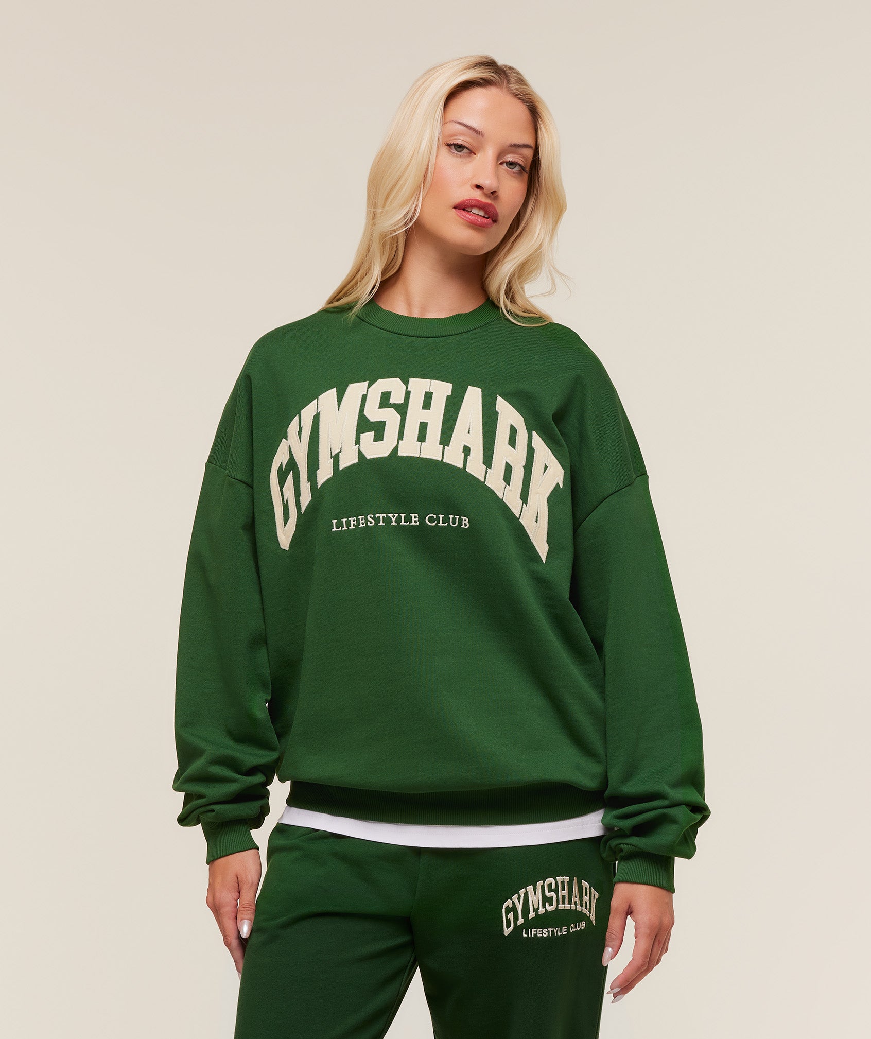 Collegiate Graphic Crew Neck Pullover – Athletic Green
