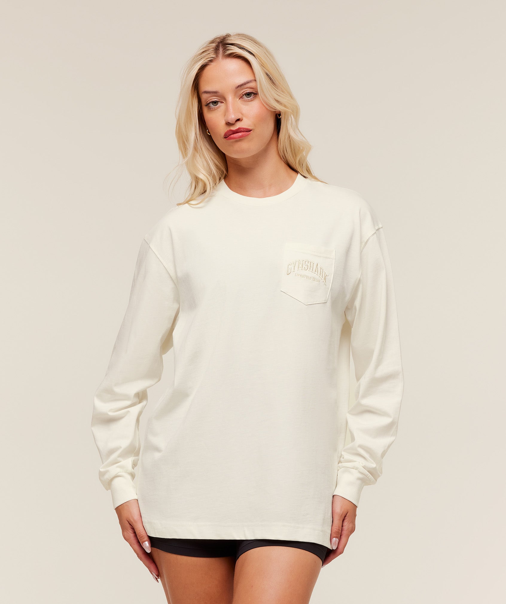 Collegiate Graphic Long Sleeve T-Shirt – Soft White