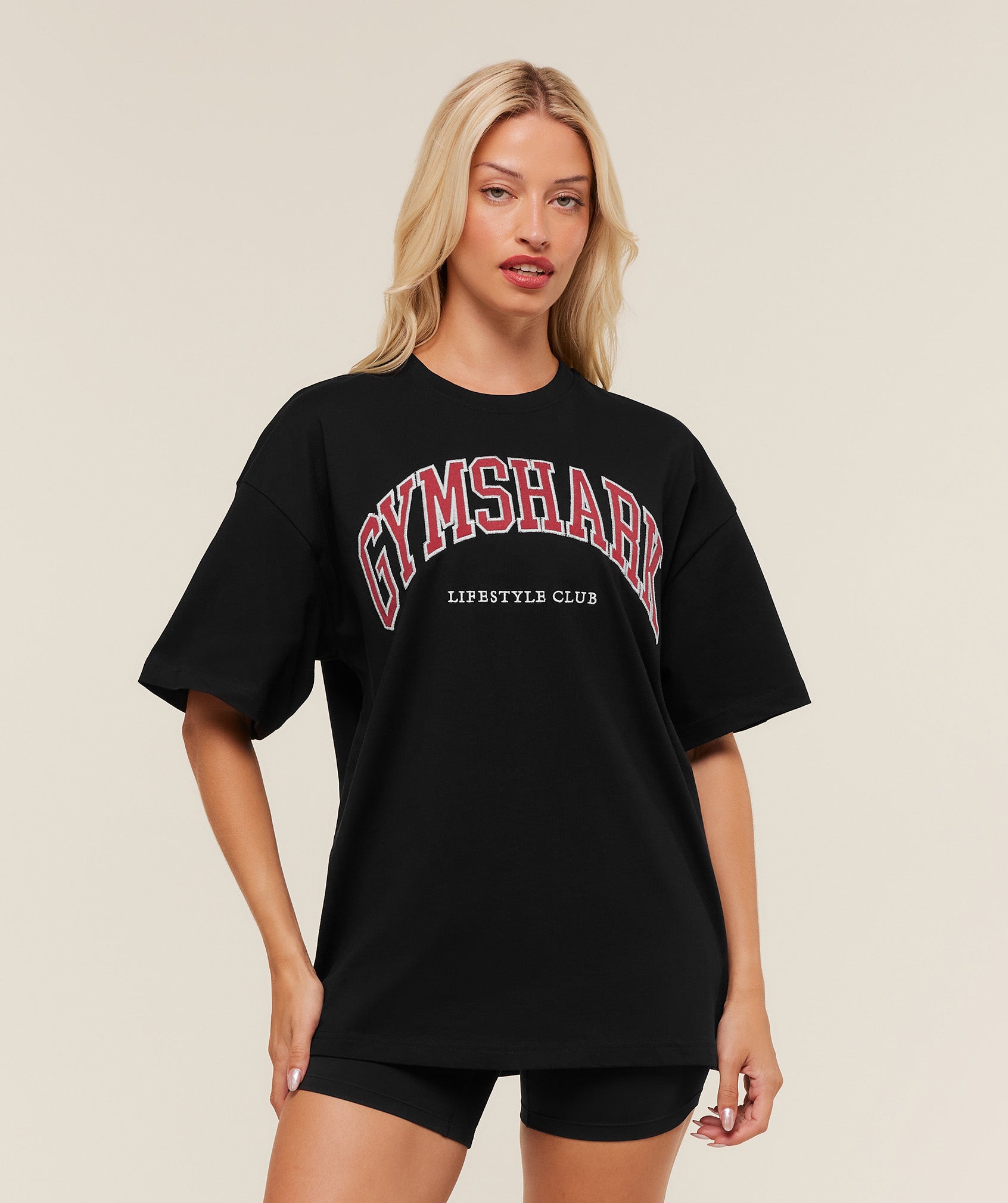 Collegiate Graphic T-Shirt – Black