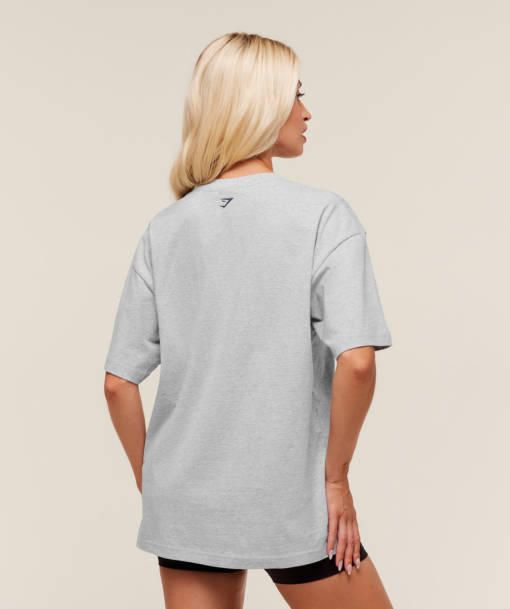 Collegiate Graphic T-Shirt – Light Grey Core Marl - Imagen 2