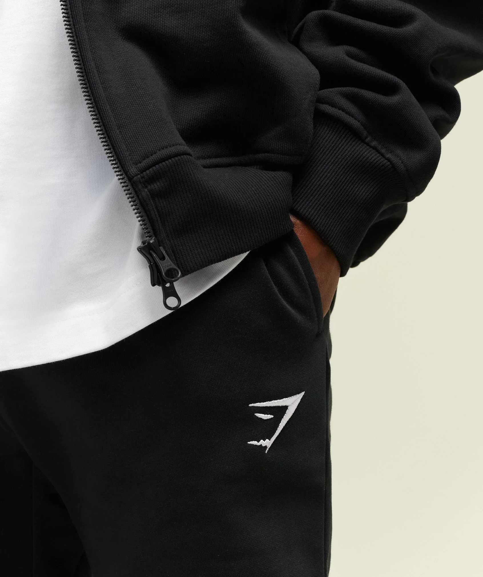 Crest Joggers – Black - Imagen 2