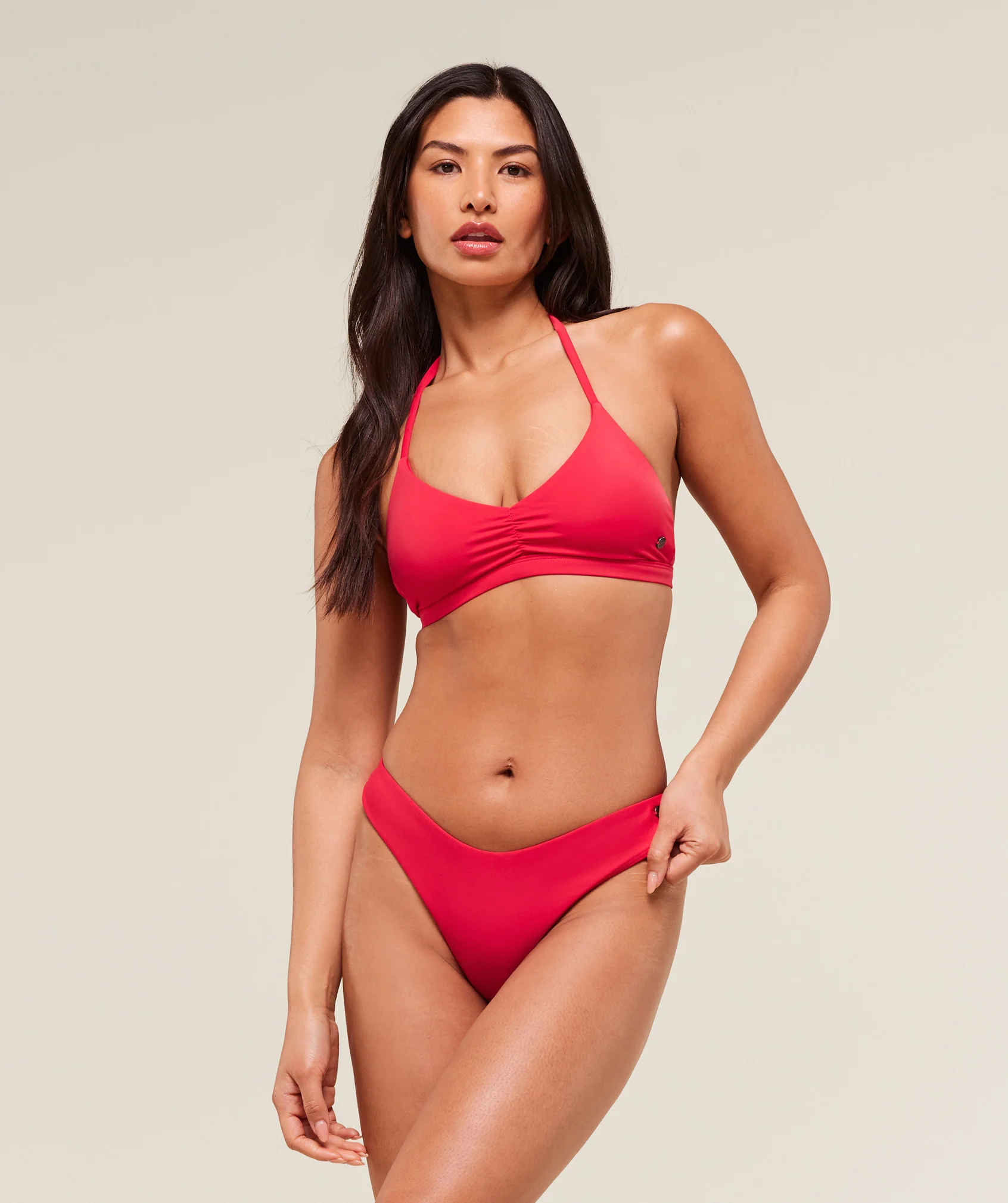 Dipped Front Bikini Thong – Carmine Red - Imagen 2
