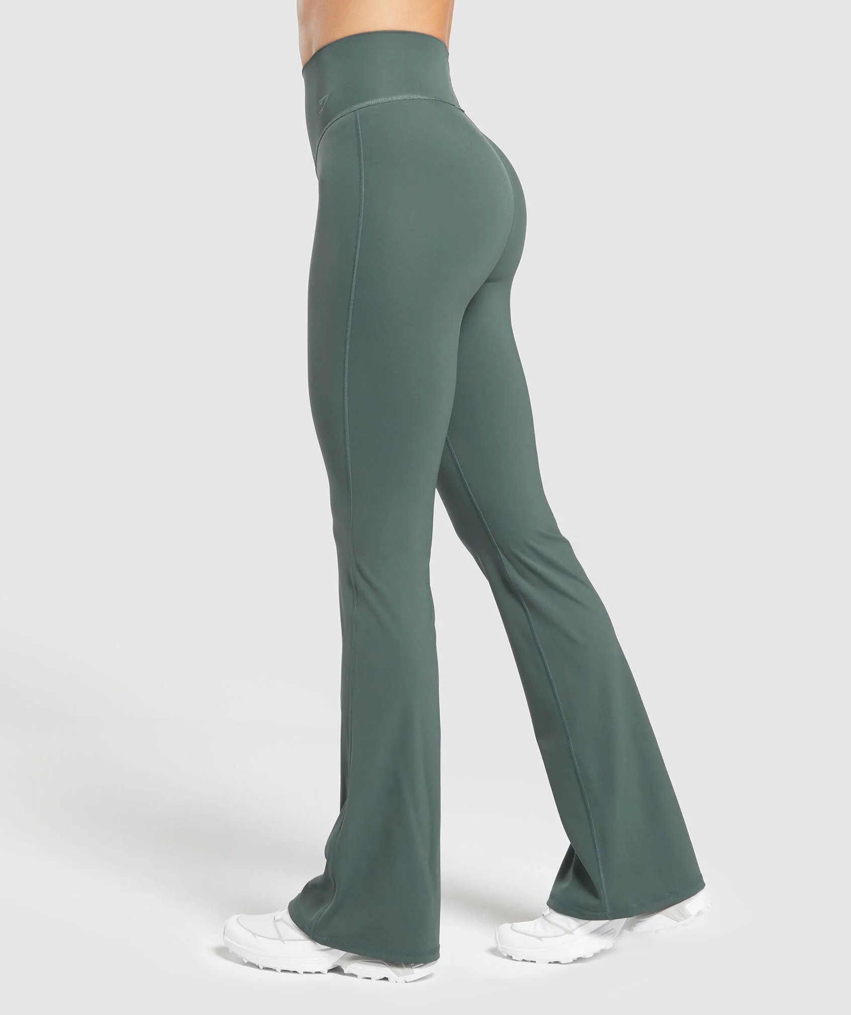 Elevate Flared Leggings 2.0 – Slate Teal - Imagen 2