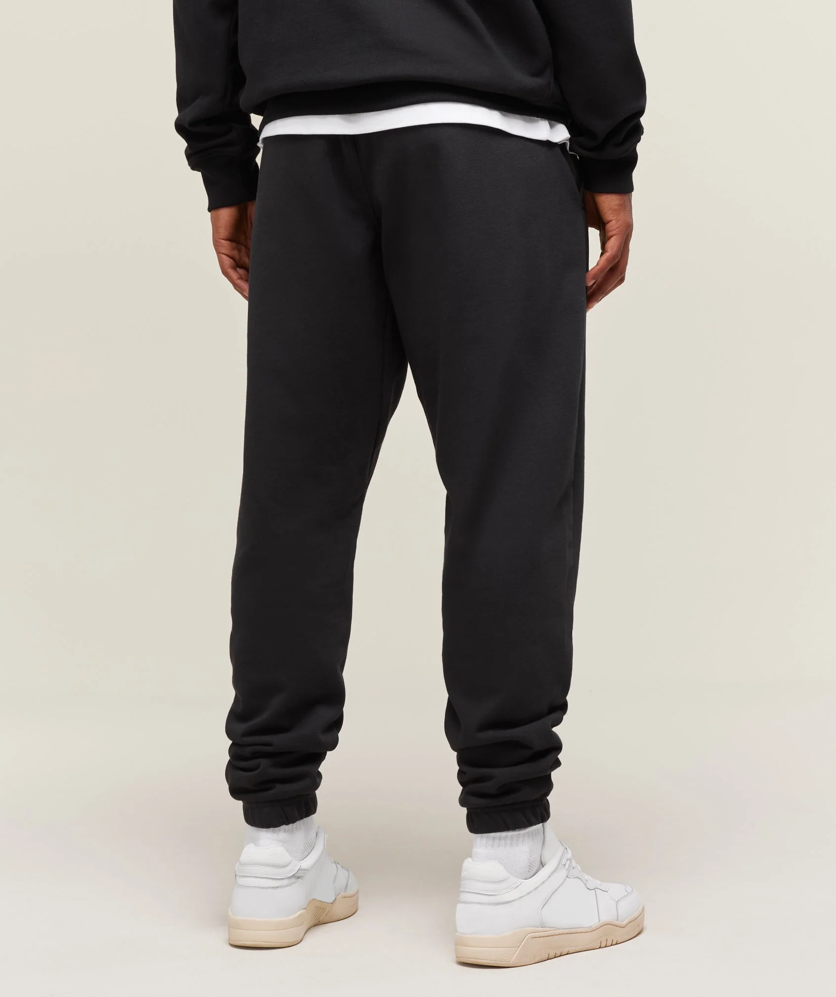 Essential Oversized Joggers – Black