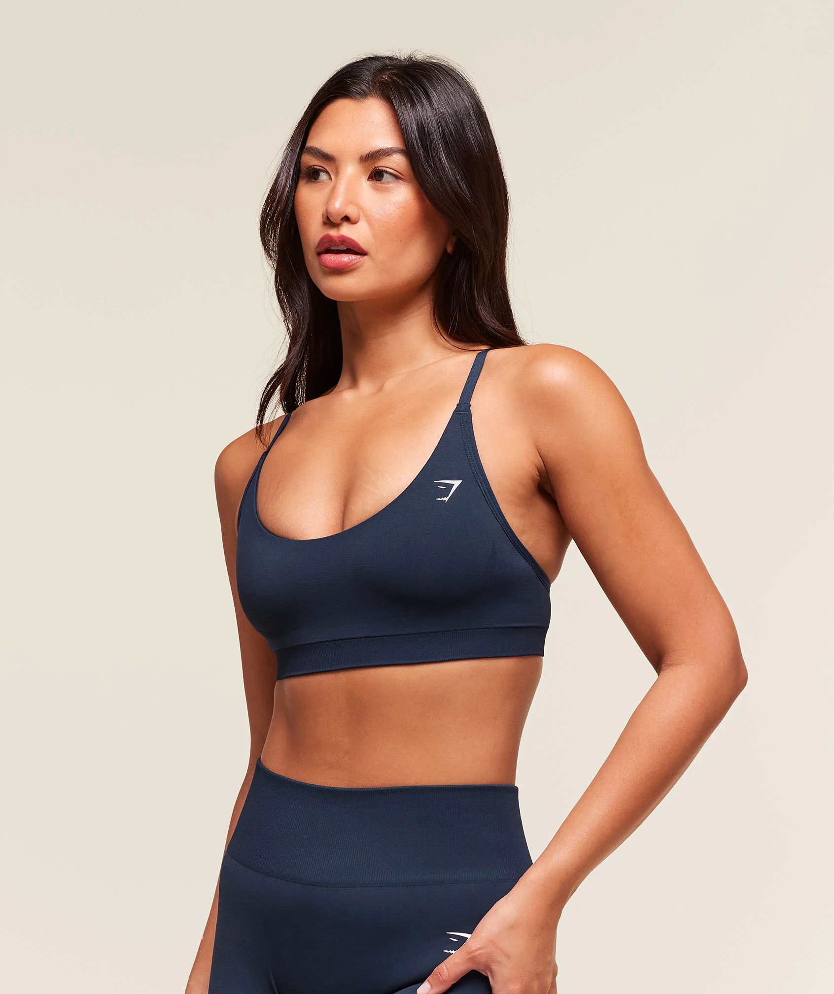 Everyday Seamless Racerback Sports Bra – Navy - Imagen 2