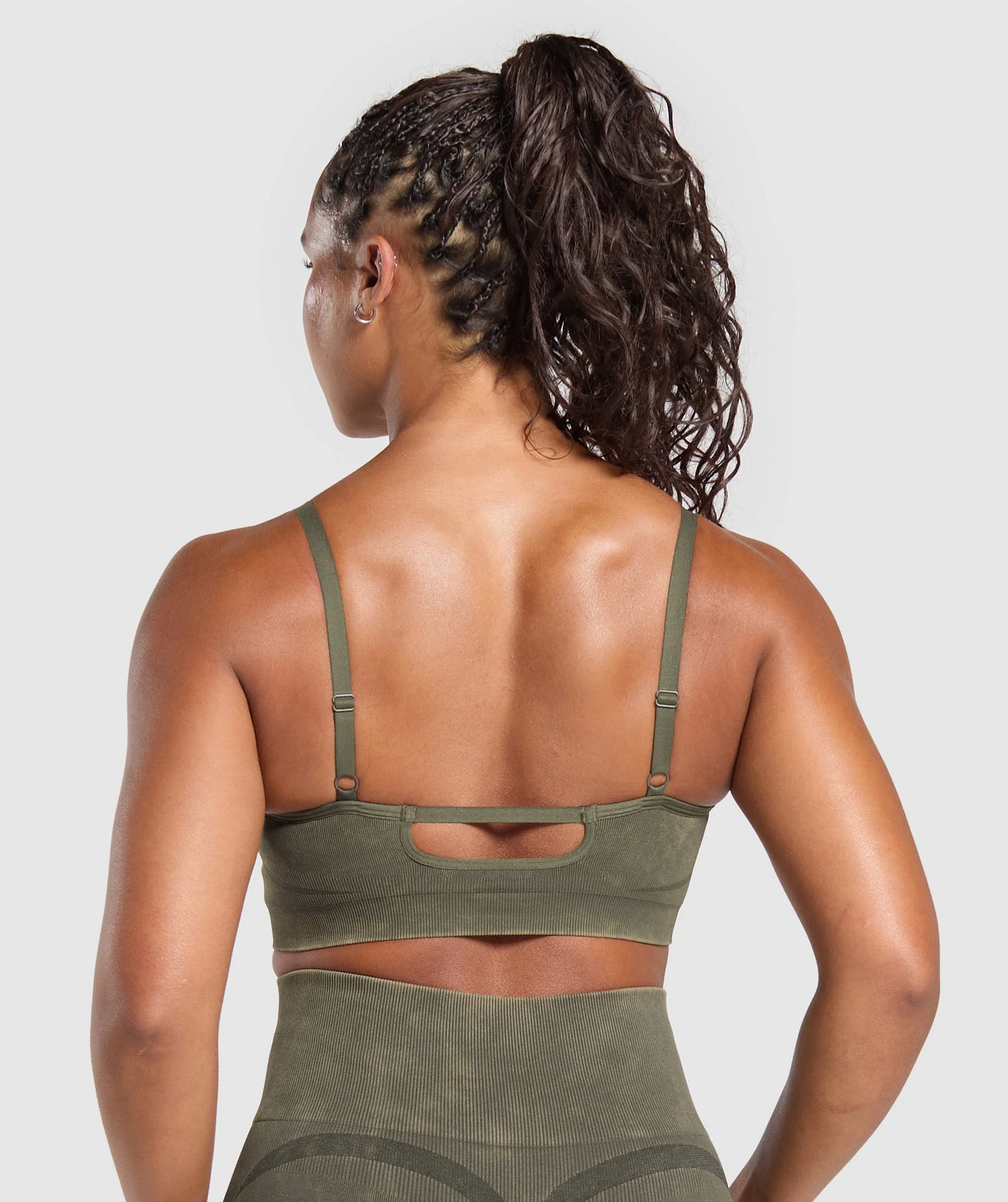 Gains Seamless Washed Sports Bra – Strength Green