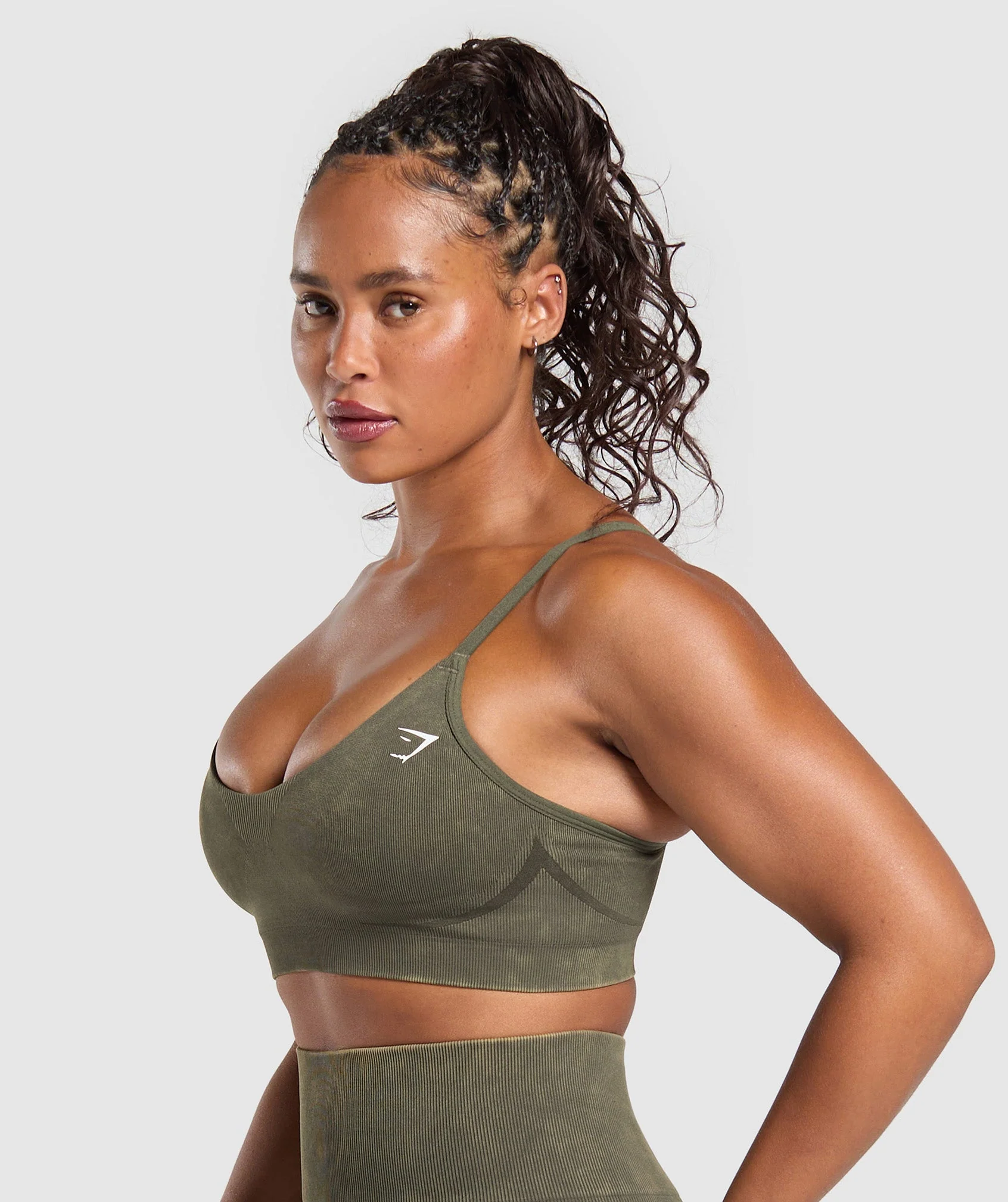 Gains Seamless Washed Sports Bra – Strength Green - Imagen 2