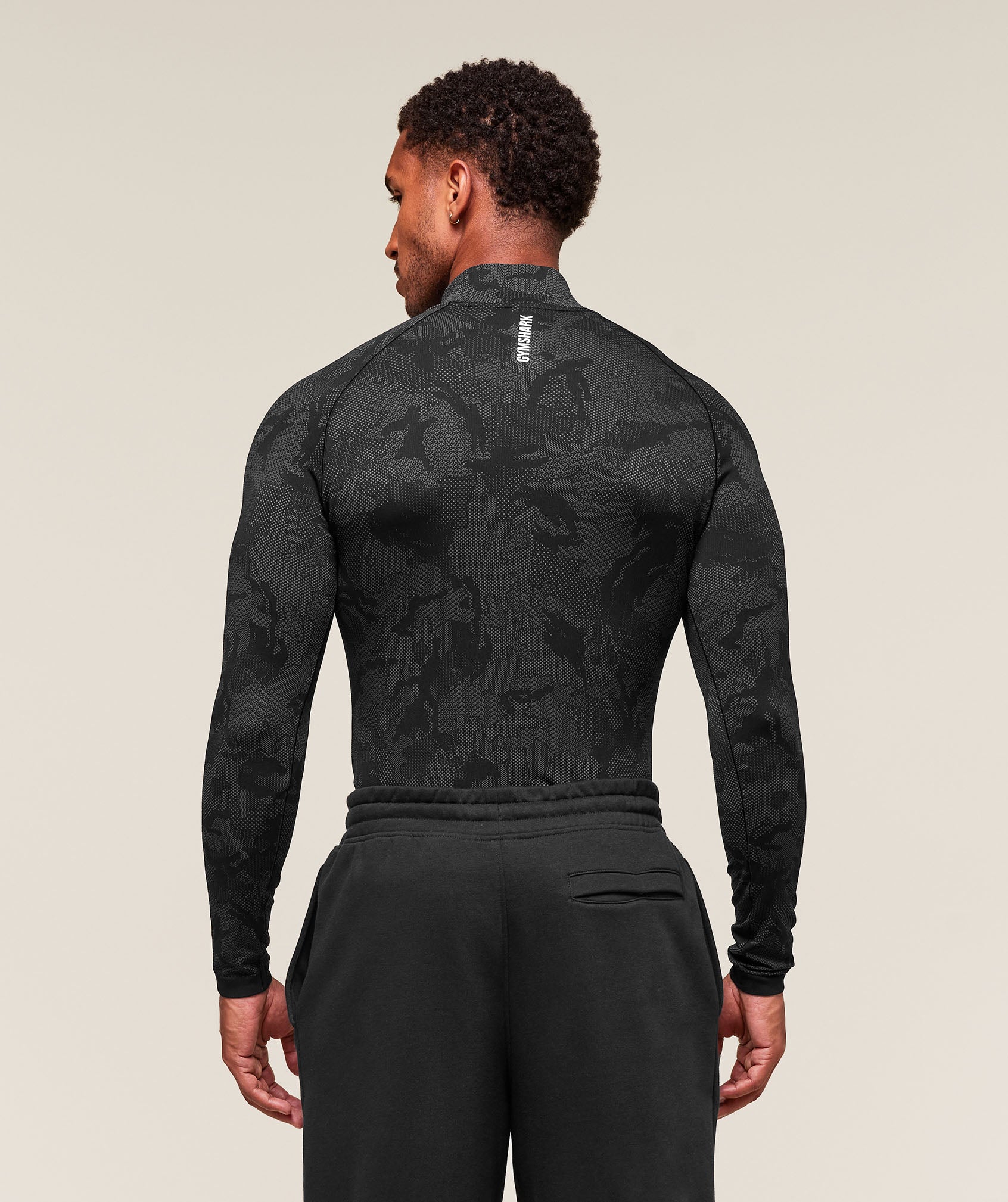 Geo Seamless 1/4 Zip – Black/Charcoal Grey