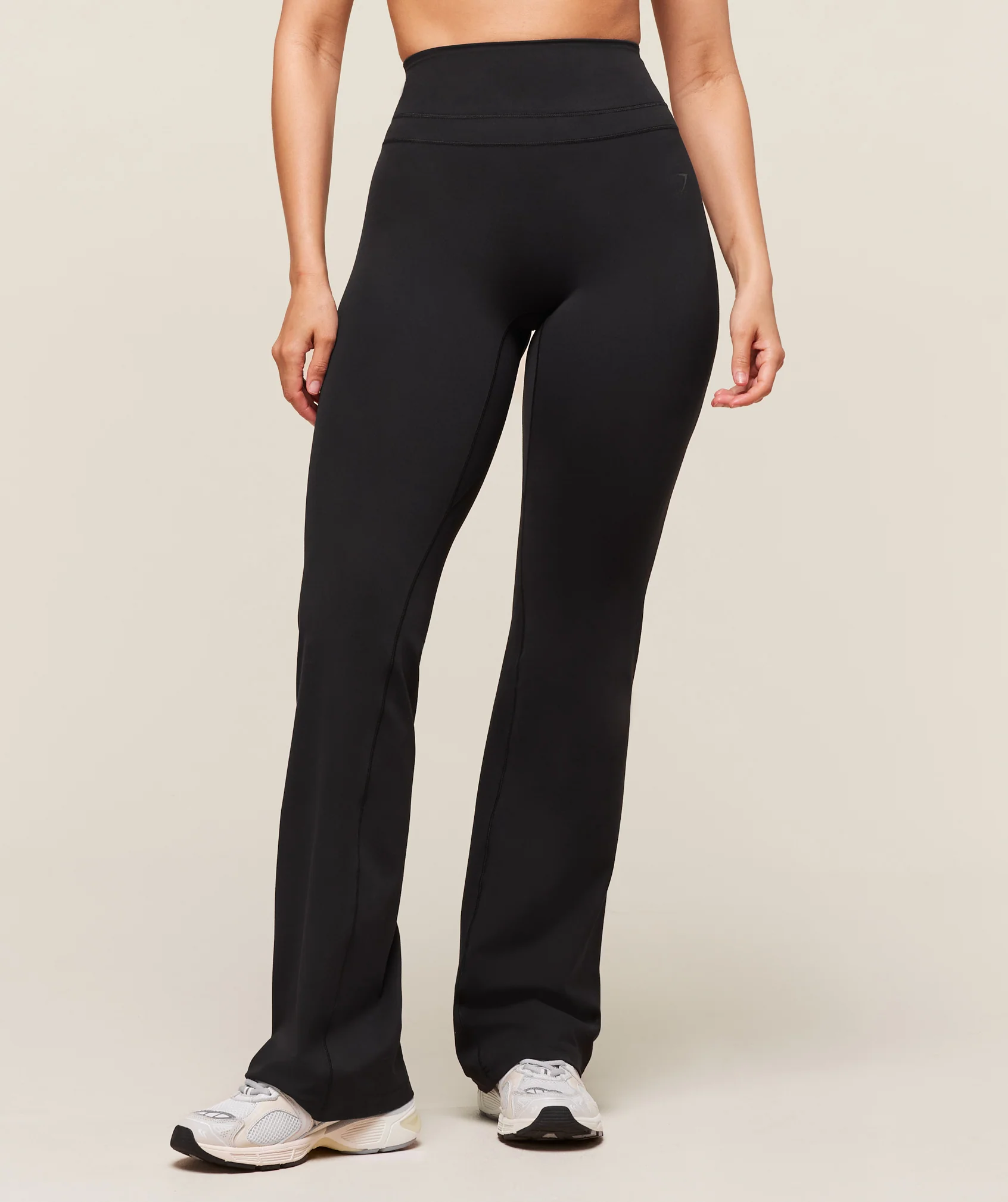 Whitney Flared Leggings – Black