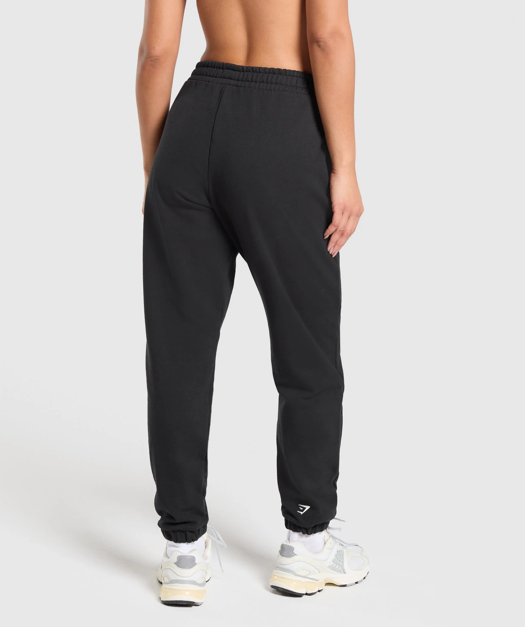Lifestyle Club Graphic Joggers – Black