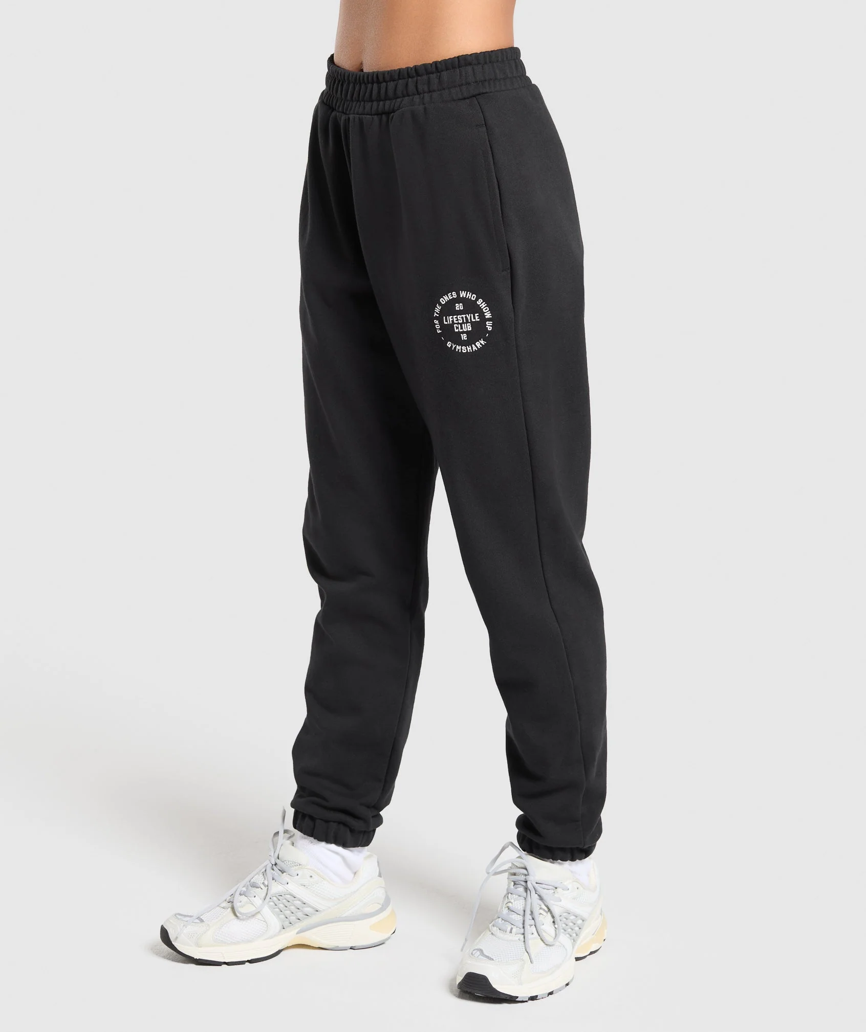 Lifestyle Club Graphic Joggers – Black - Imagen 2