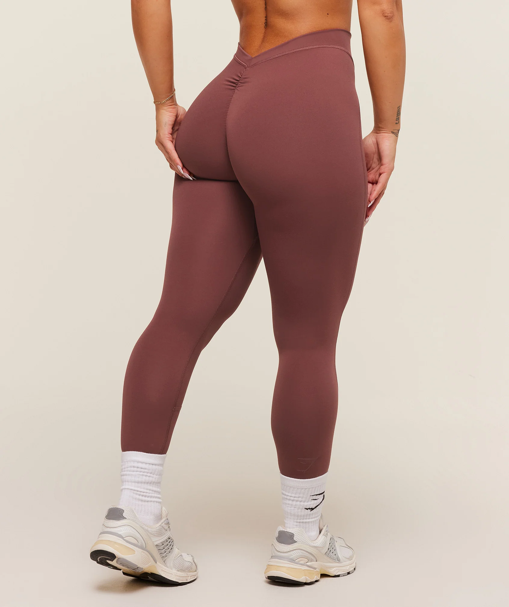Lifting Dipped Waistband Leggings – Burgundy Brown