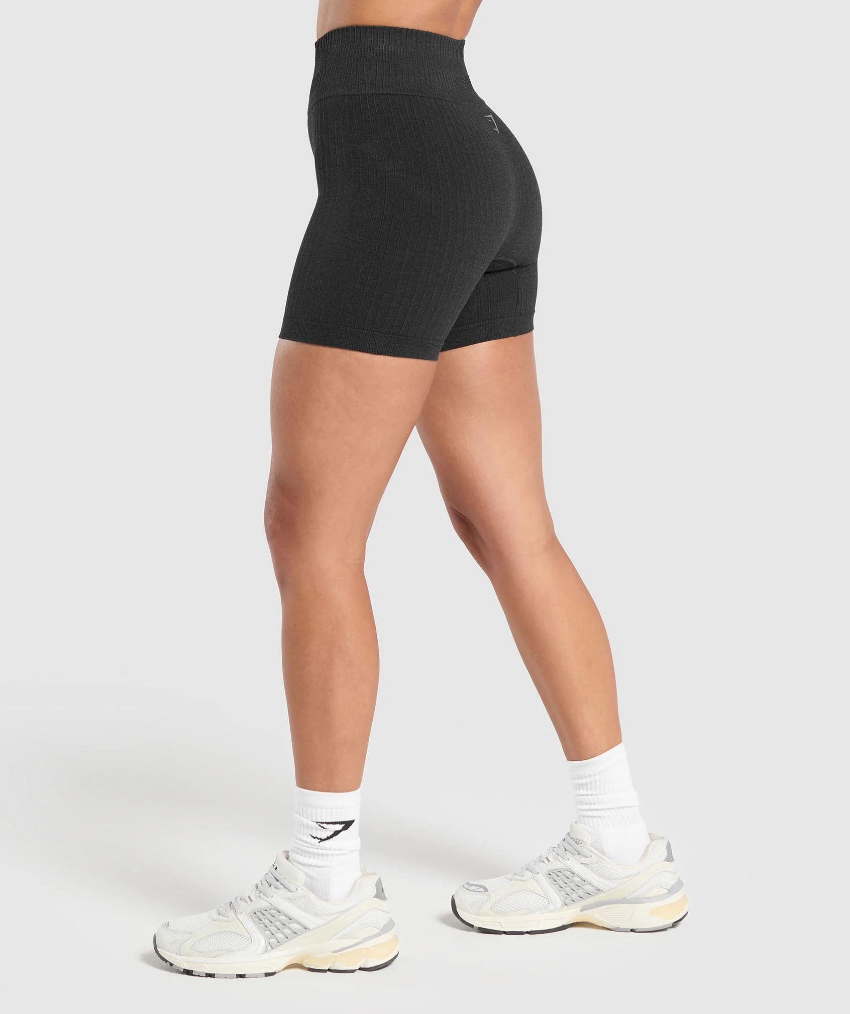 Luxe Seamless Shorts – Coal Marl - Imagen 2