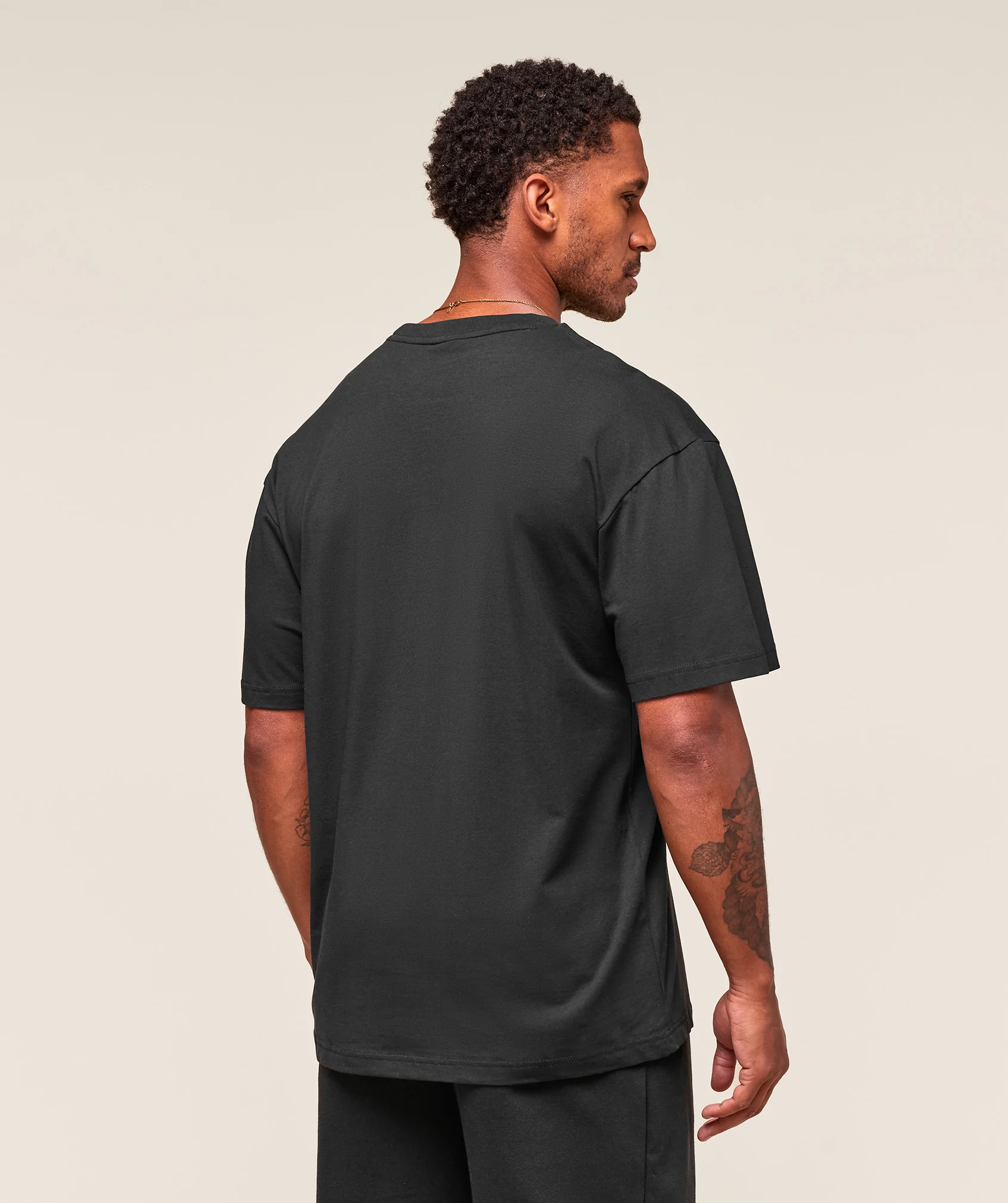 Essential Oversized T-Shirt – Black