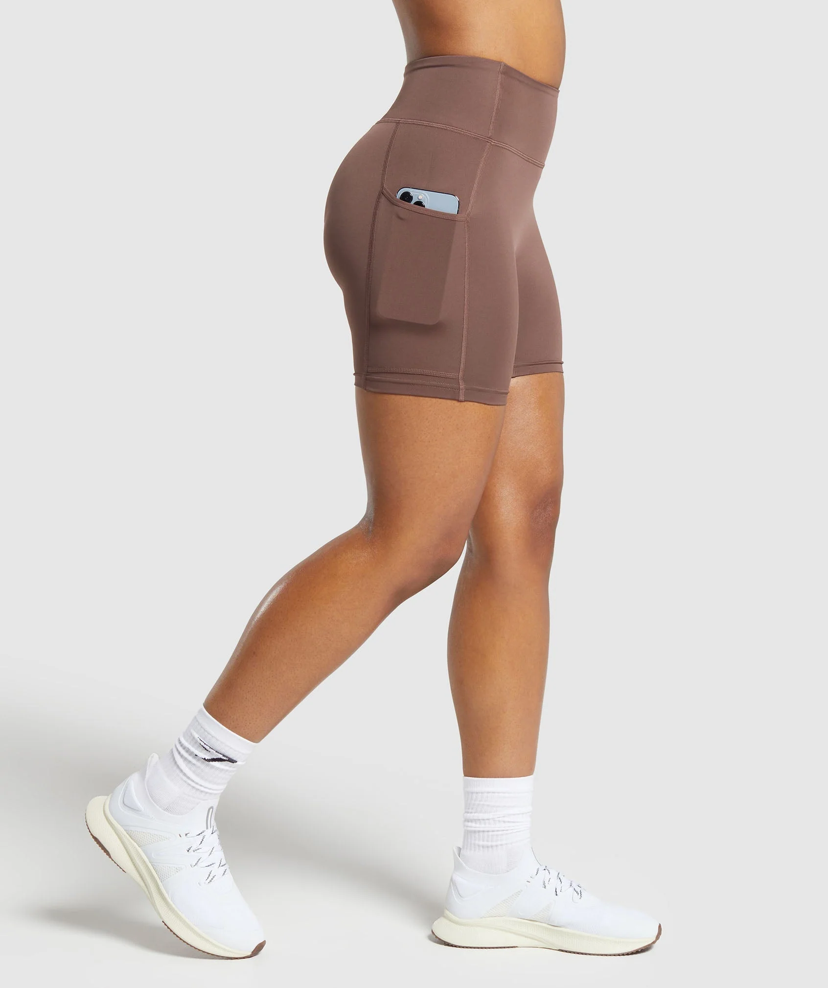 Pocket Shorts – Soft Brown