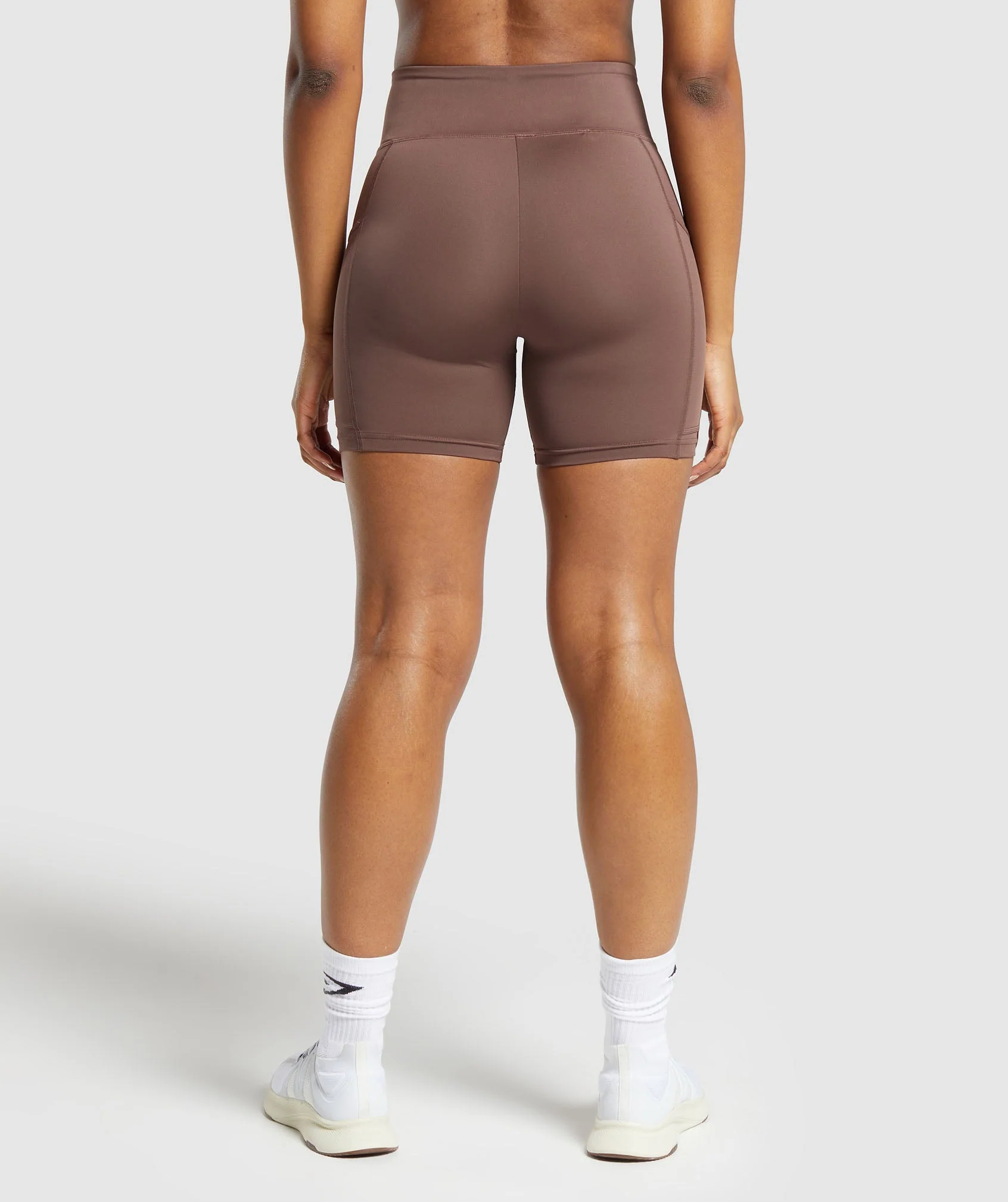 Pocket Shorts – Soft Brown - Imagen 2