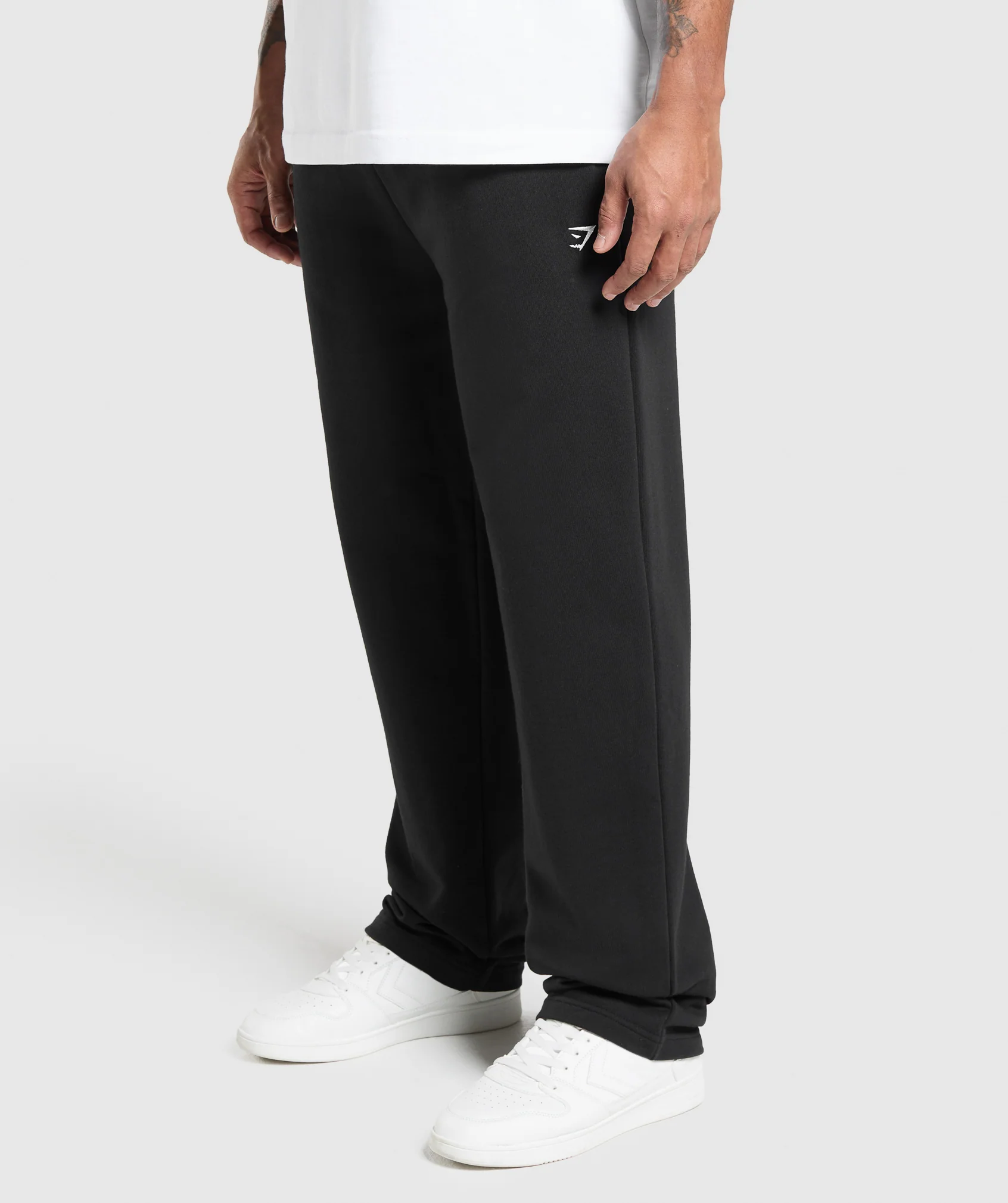 Rest Day Essentials Straight Leg Joggers – Black