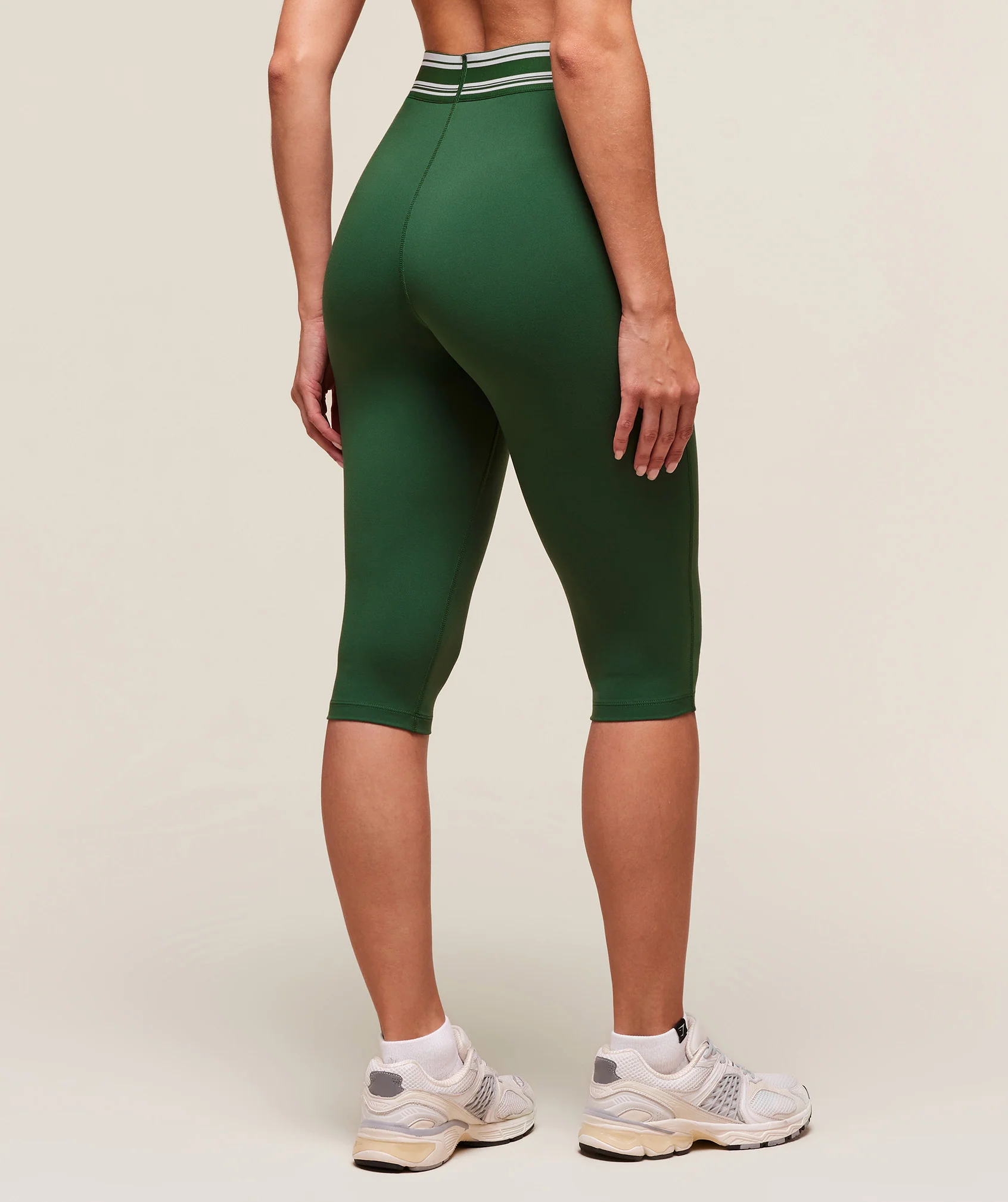 Retro Capri Leggings – Classic Green