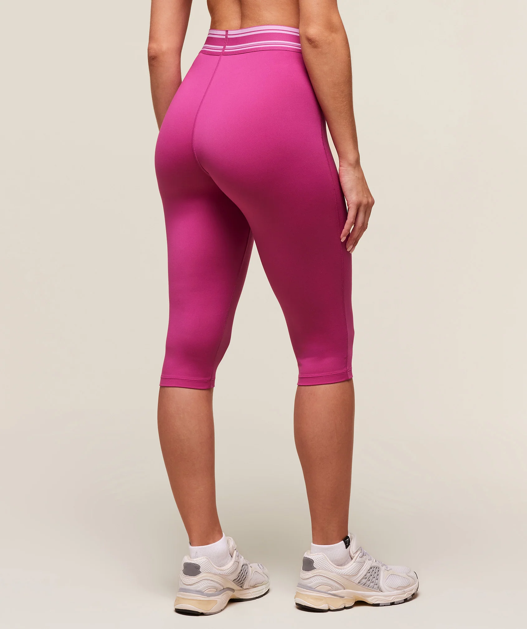 Retro Capri Leggings – Winning Pink