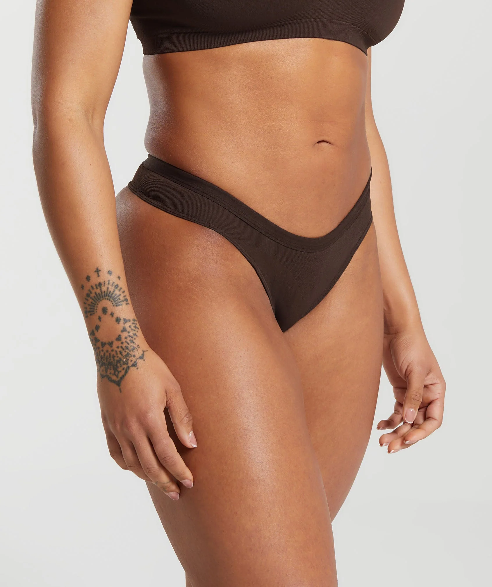 Seamless Dipped Front Thong – Archive Brown - Imagen 2