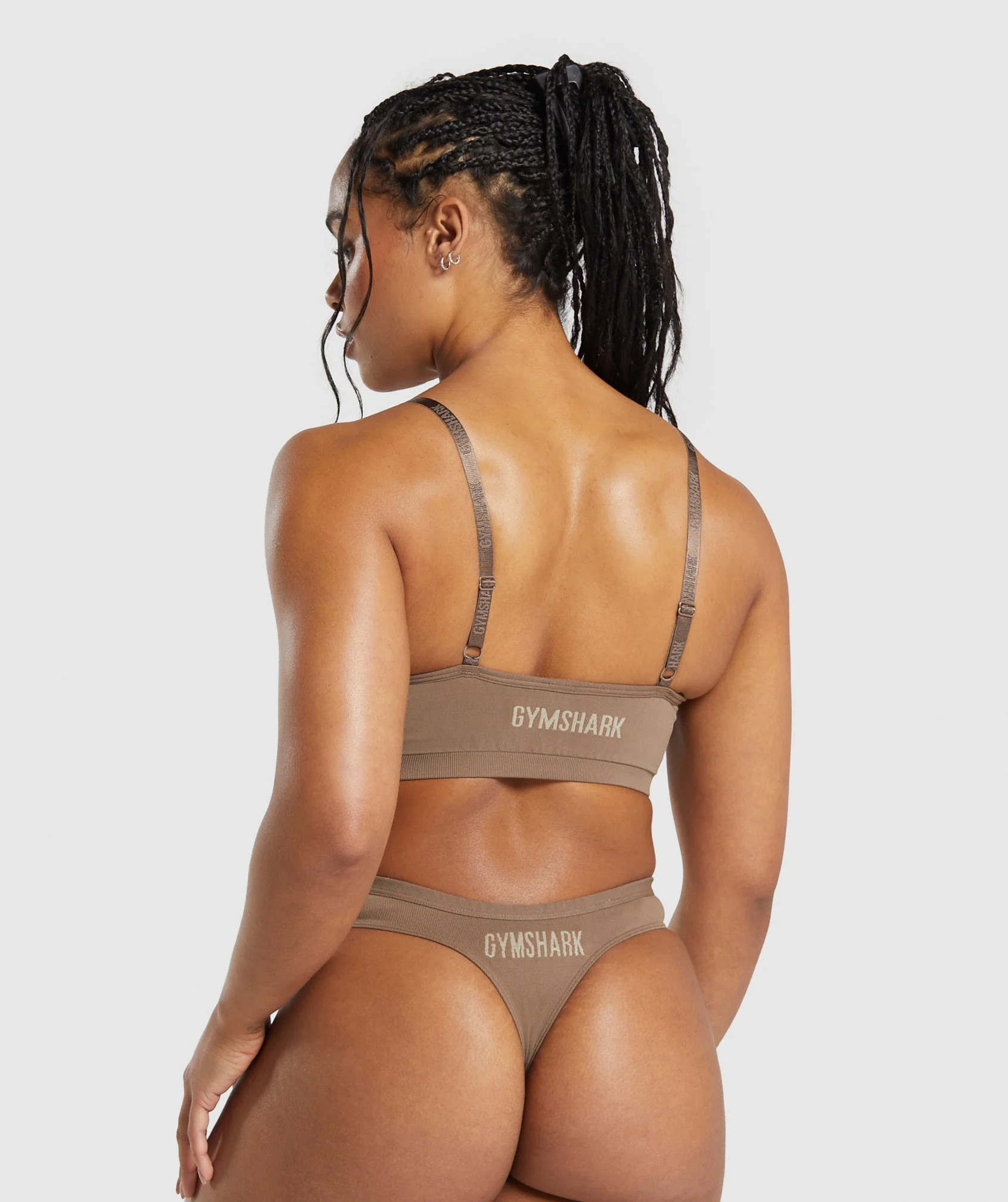 Seamless V Neck Bralette – Soul Brown