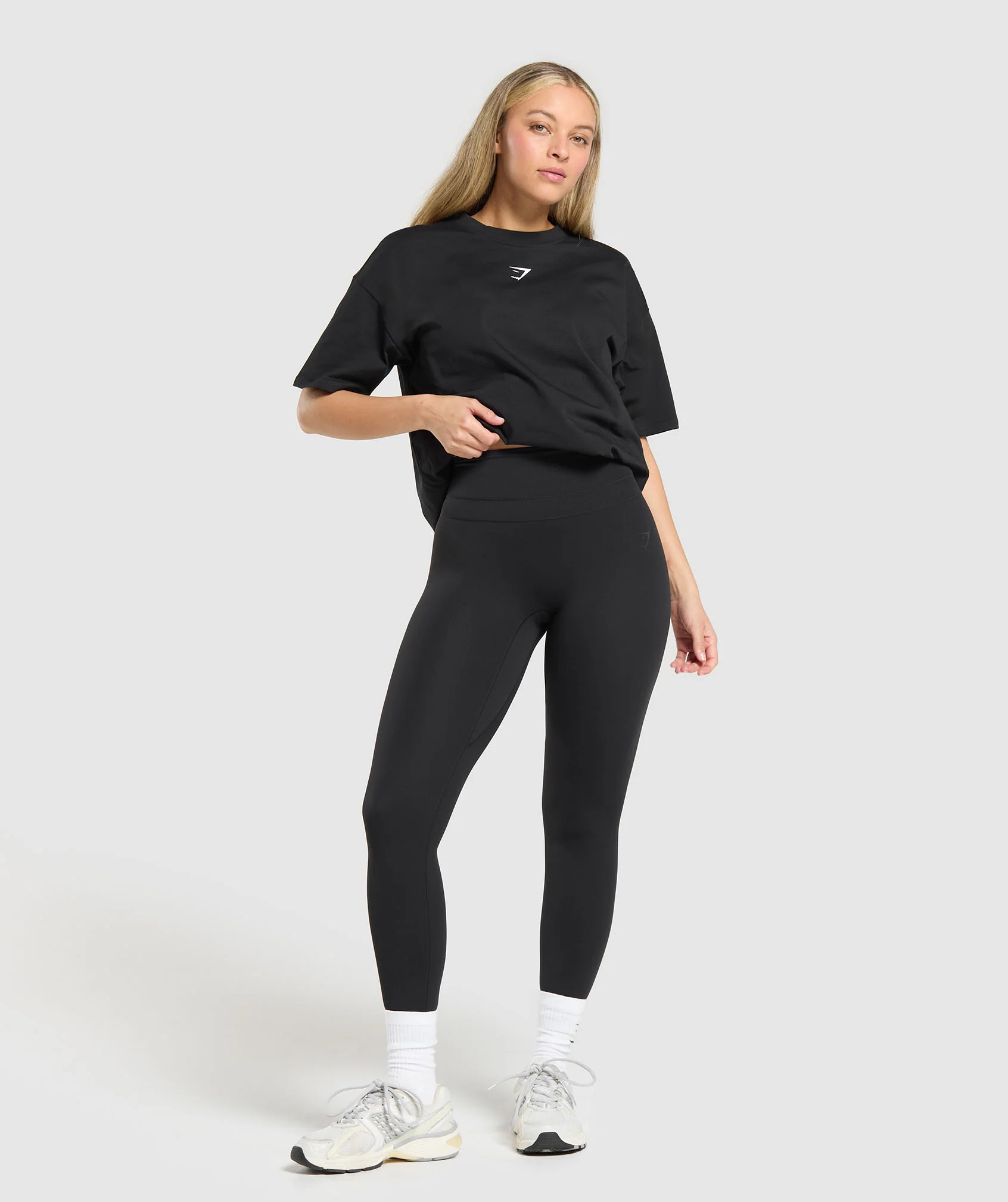 Trace Graphic Oversized T-Shirt – Black - Imagen 2