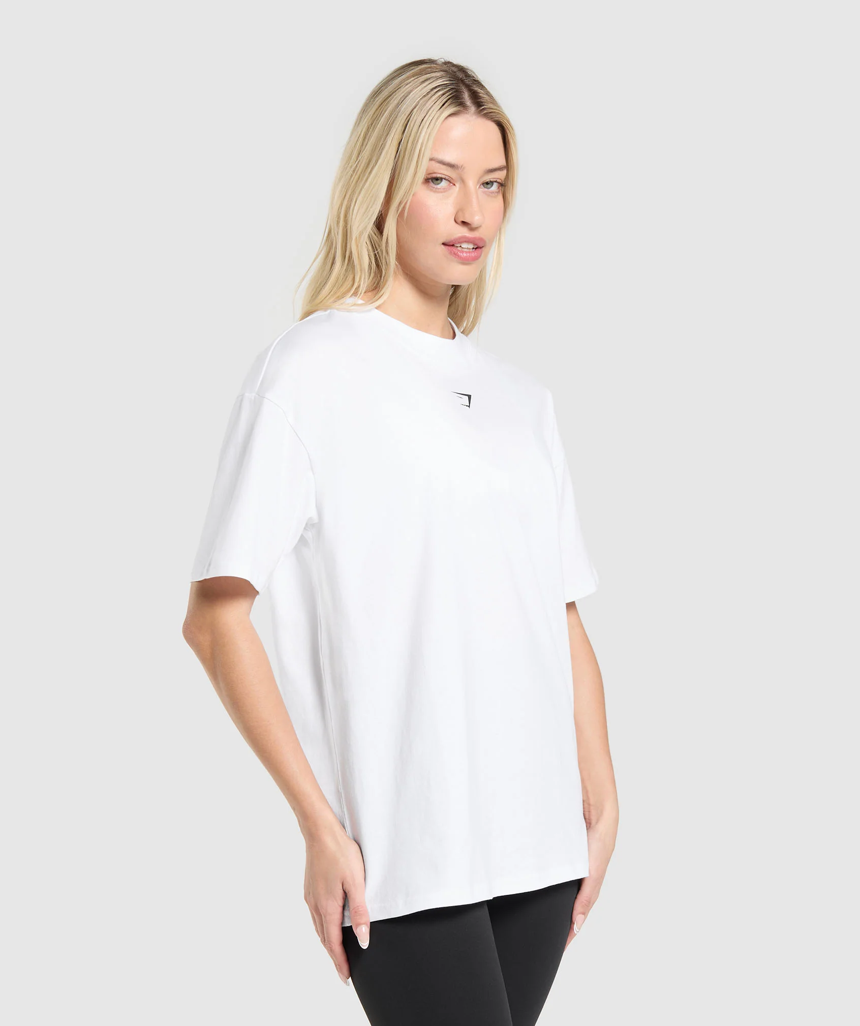 Trace Graphic Oversized T-Shirt – White - Imagen 2
