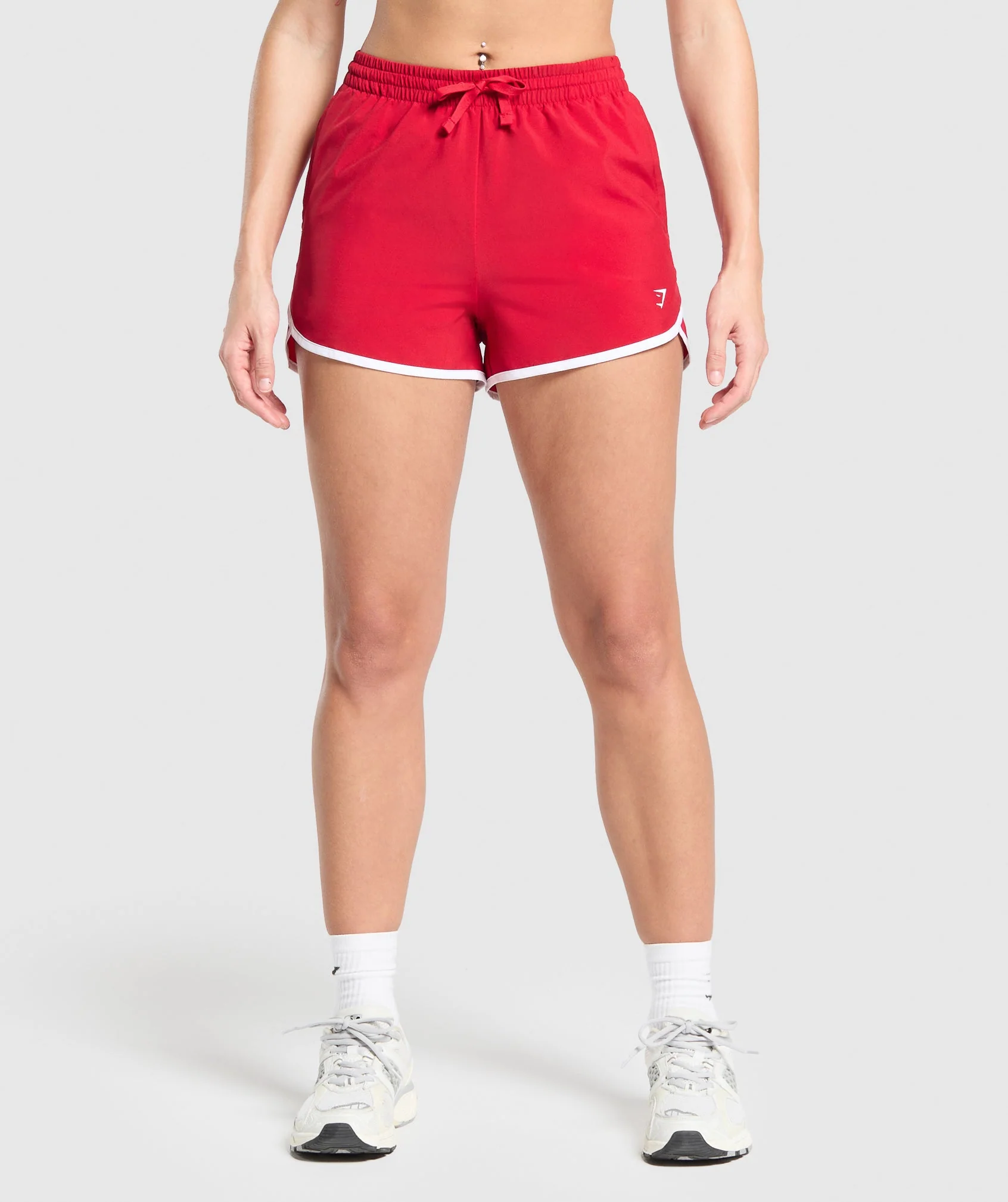 Training Contrast Loose Shorts 2.5″ – Carmine Red