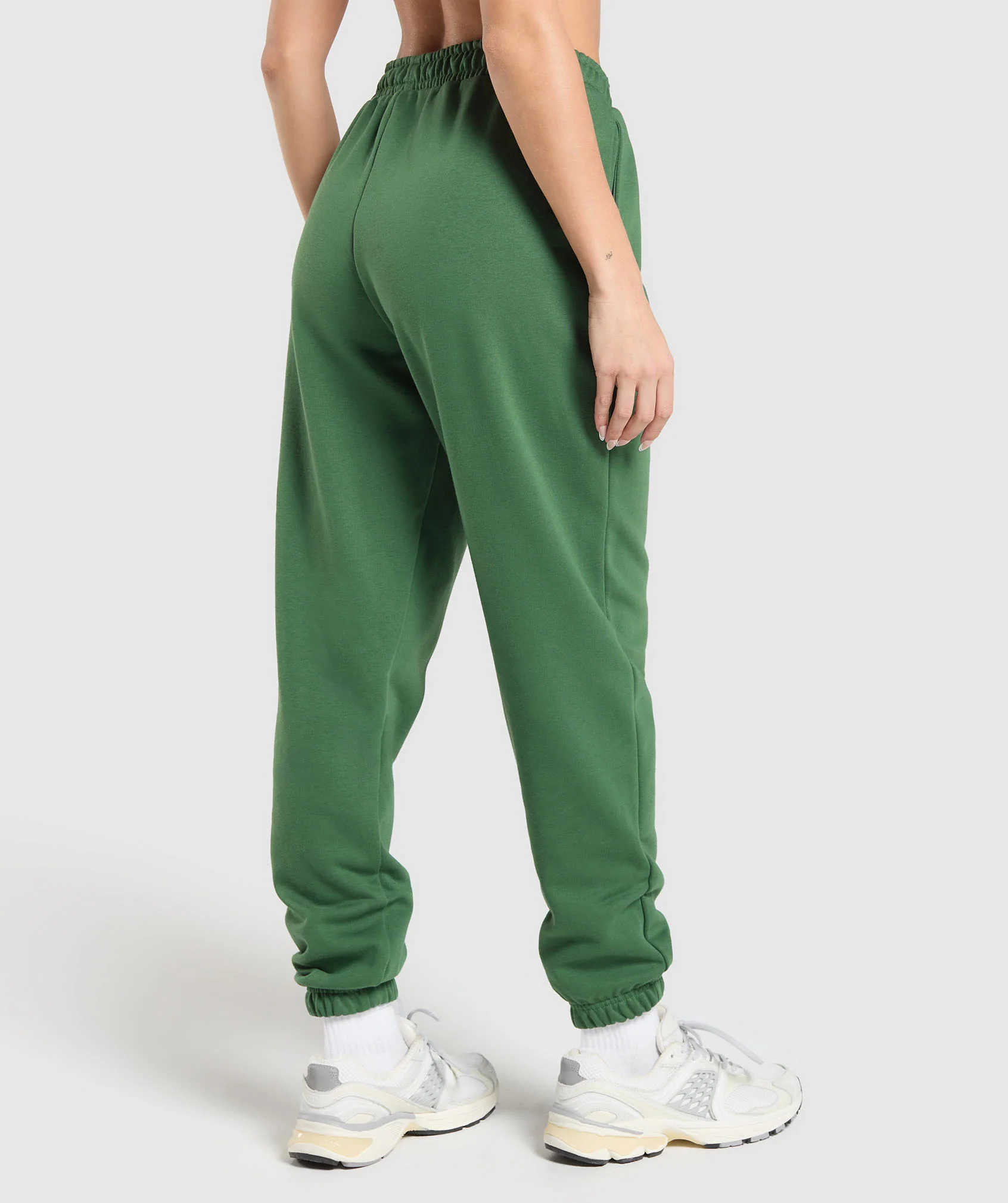Training Fleece Joggers – Classic Green
