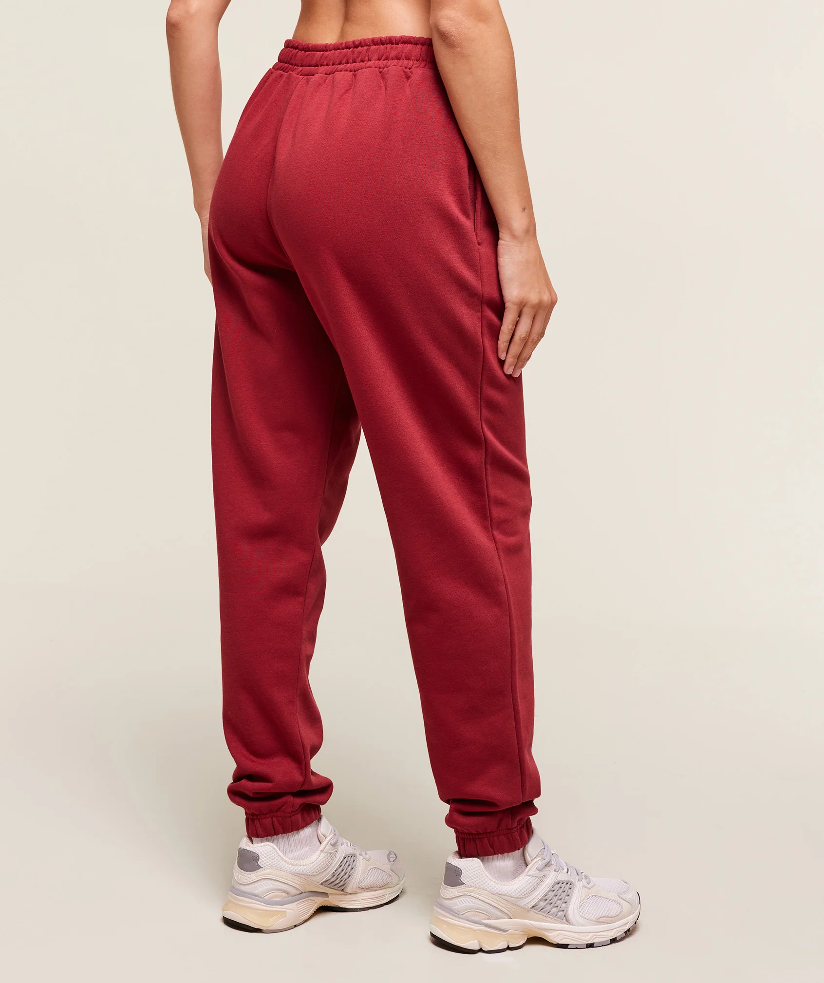 Training Fleece Joggers – Athletic Burgundy