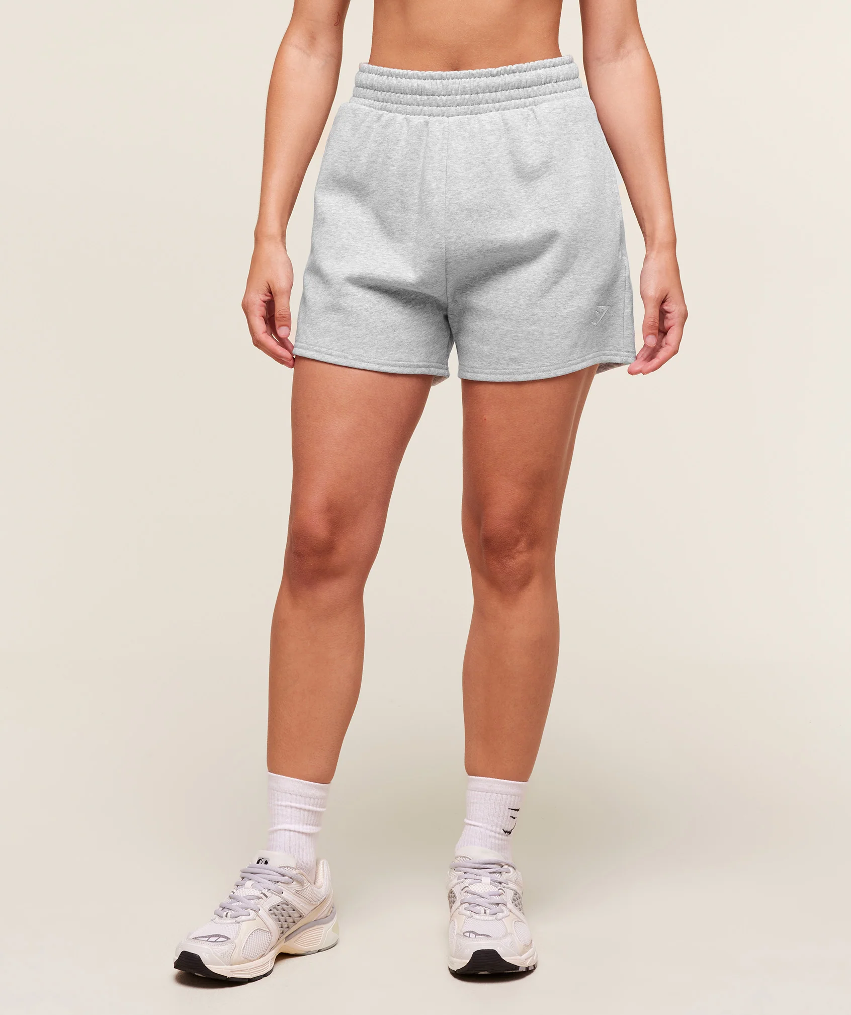 Training Fleece Shorts – Light Grey Core Marl