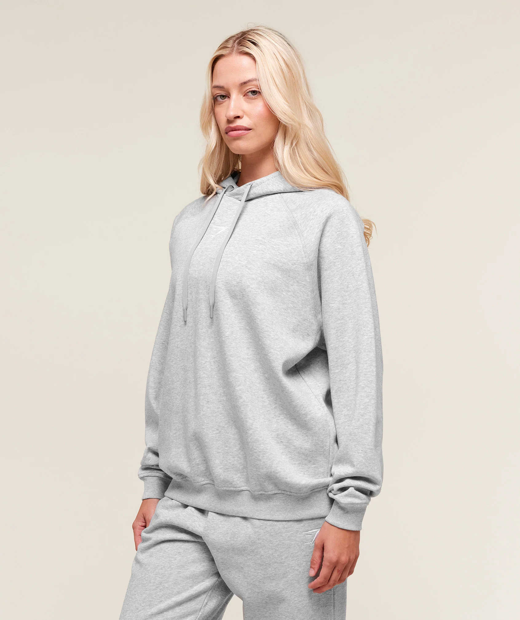 Training Oversized Fleece Hoodie – Light Grey Core Marl - Imagen 2