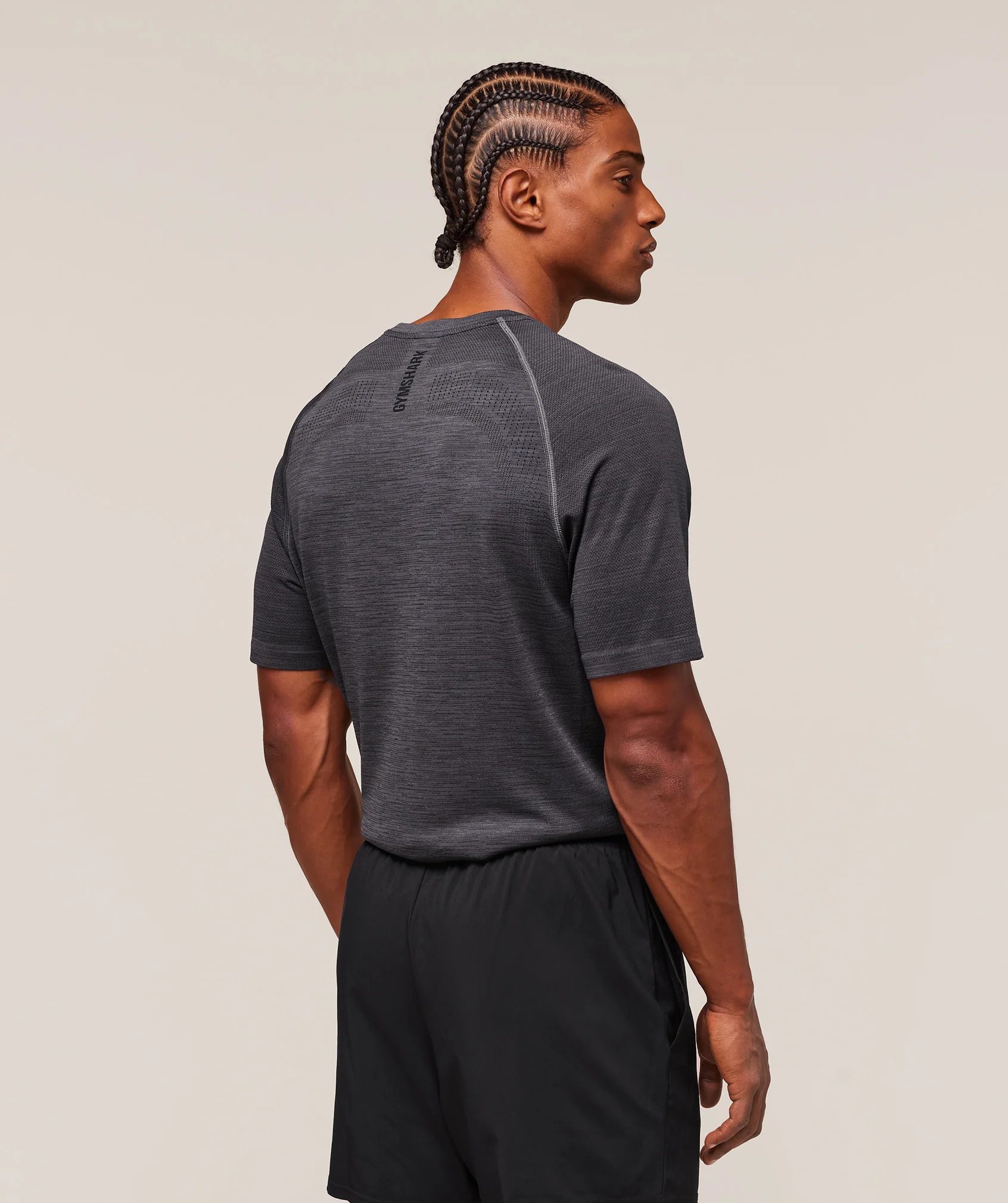 Versatile Seamless T-Shirt – Dark Grey/Black